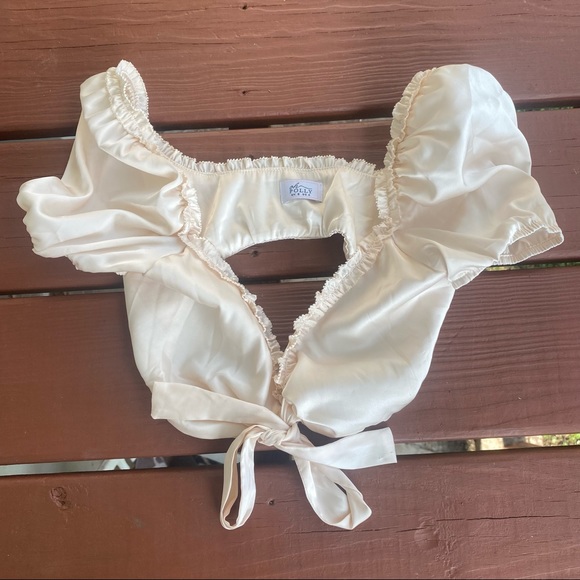 Oh Polly Tops - Oh Polly Going out Top Tie Top Silk Crop Top in Beige size 4/ Small